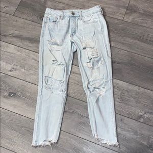 American Eagle Mom Jeans